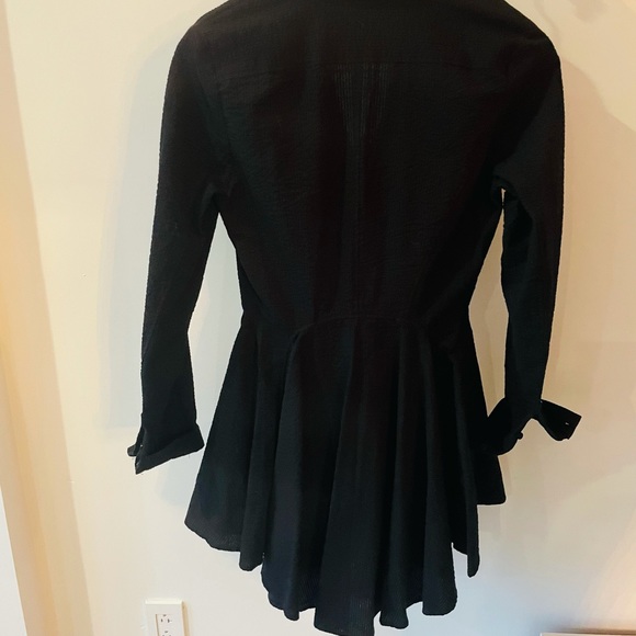 Black Dress - Picture 2 of 3